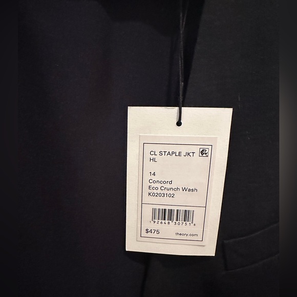 Theory Collarless Staple Jacket in Linen - Picture 6 of 6